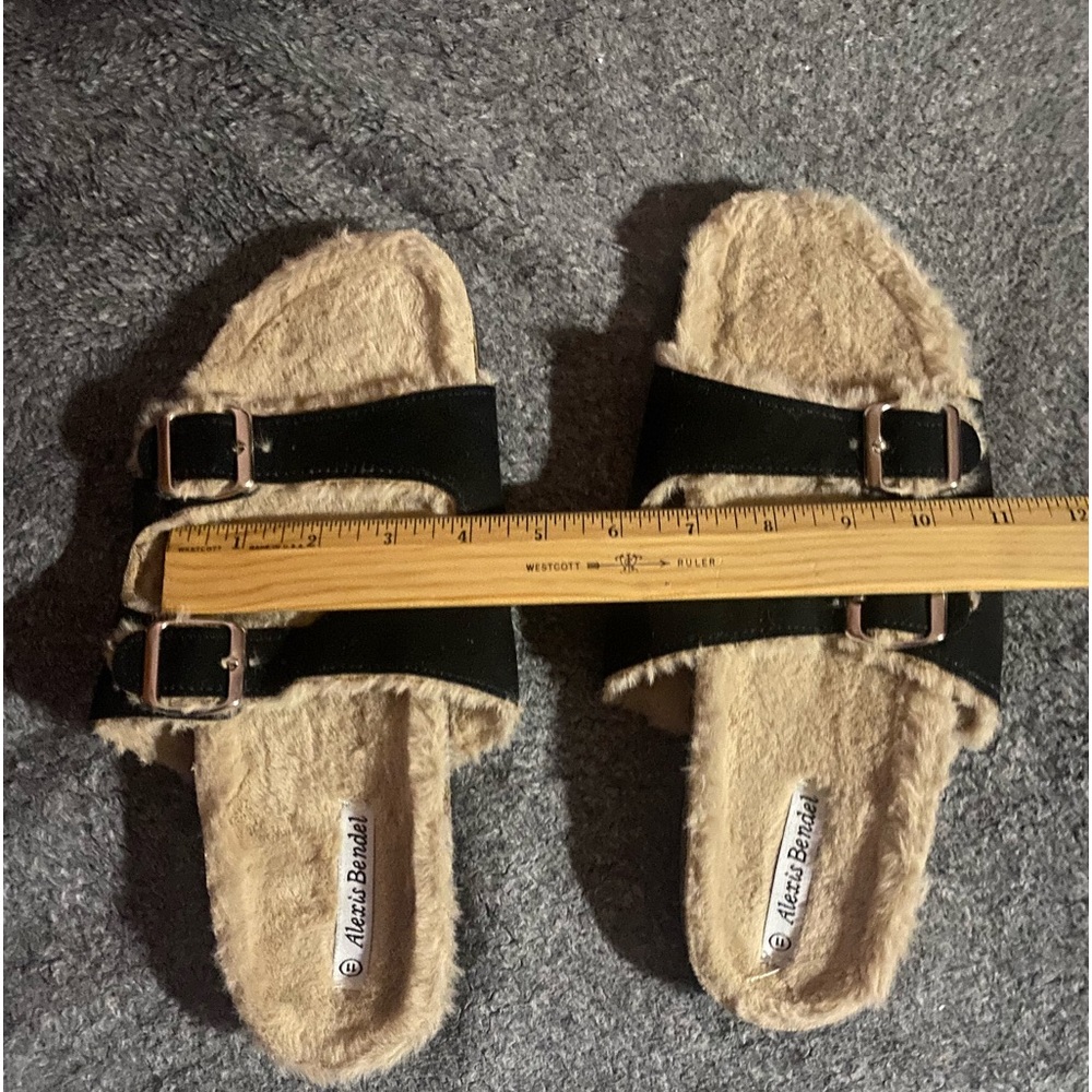 NWOT Alexis Bendel Black with Tan Interior Soft & Furry Flat Sandals in Size 11 - Picture 4 of 5